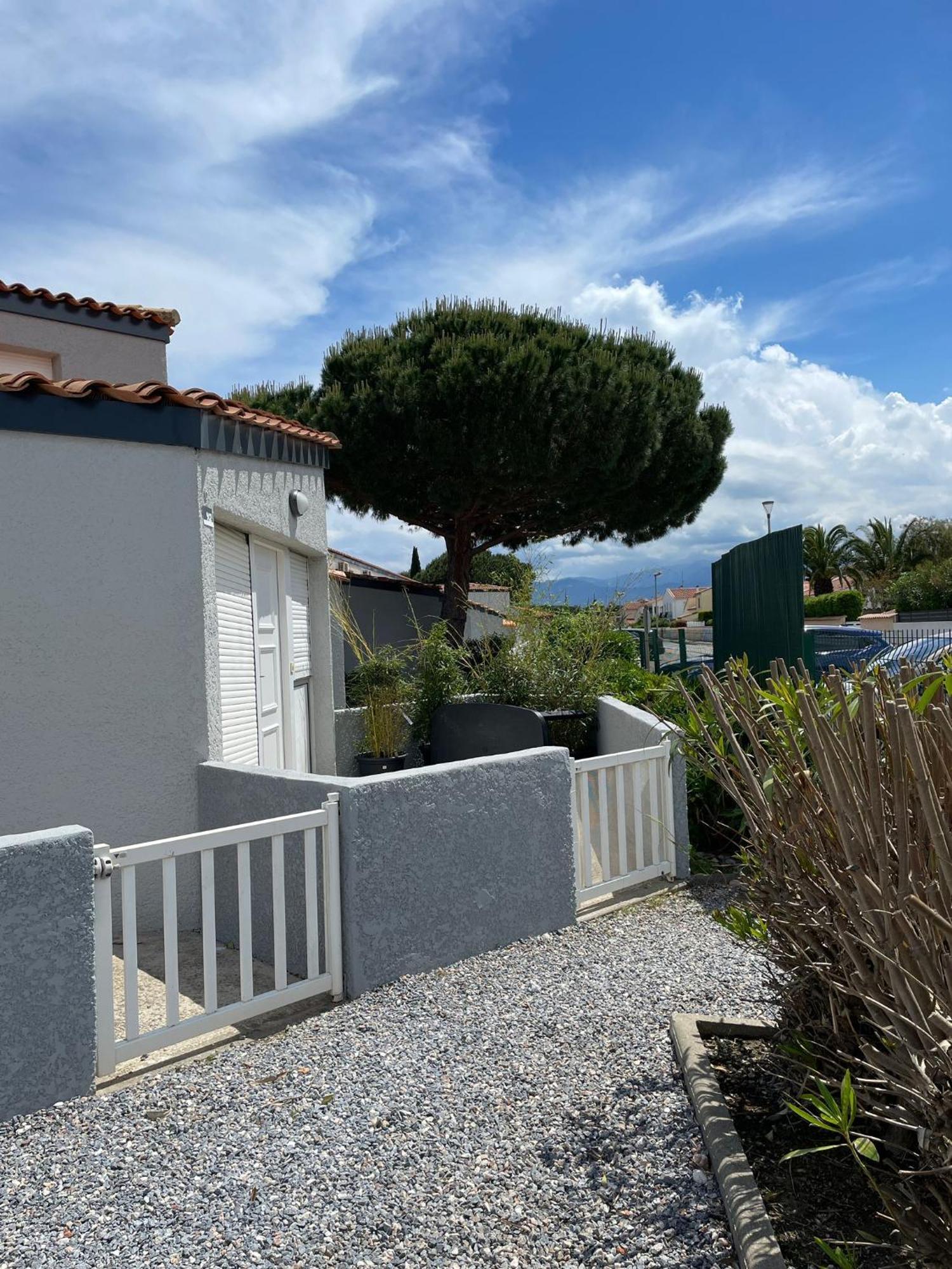 Villa 2 Etoiles Proche Plage Et Commerces Saint-Cyprien (Pyrenees-Orientales) Quarto foto