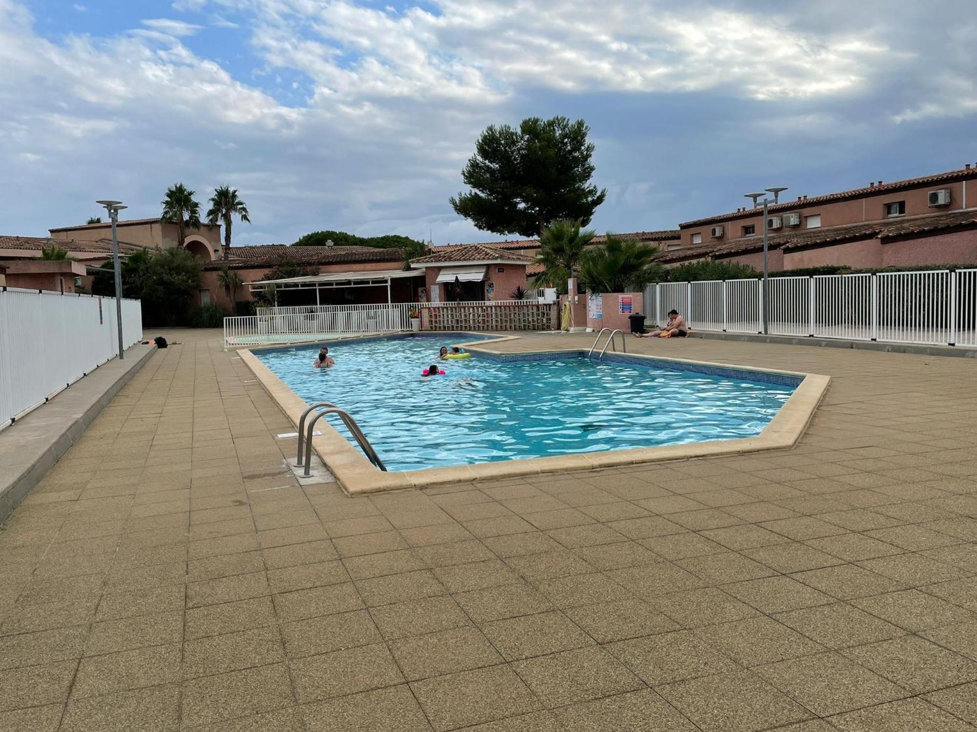 Villa 2 Etoiles Proche Plage Et Commerces Saint-Cyprien (Pyrenees-Orientales) Quarto foto